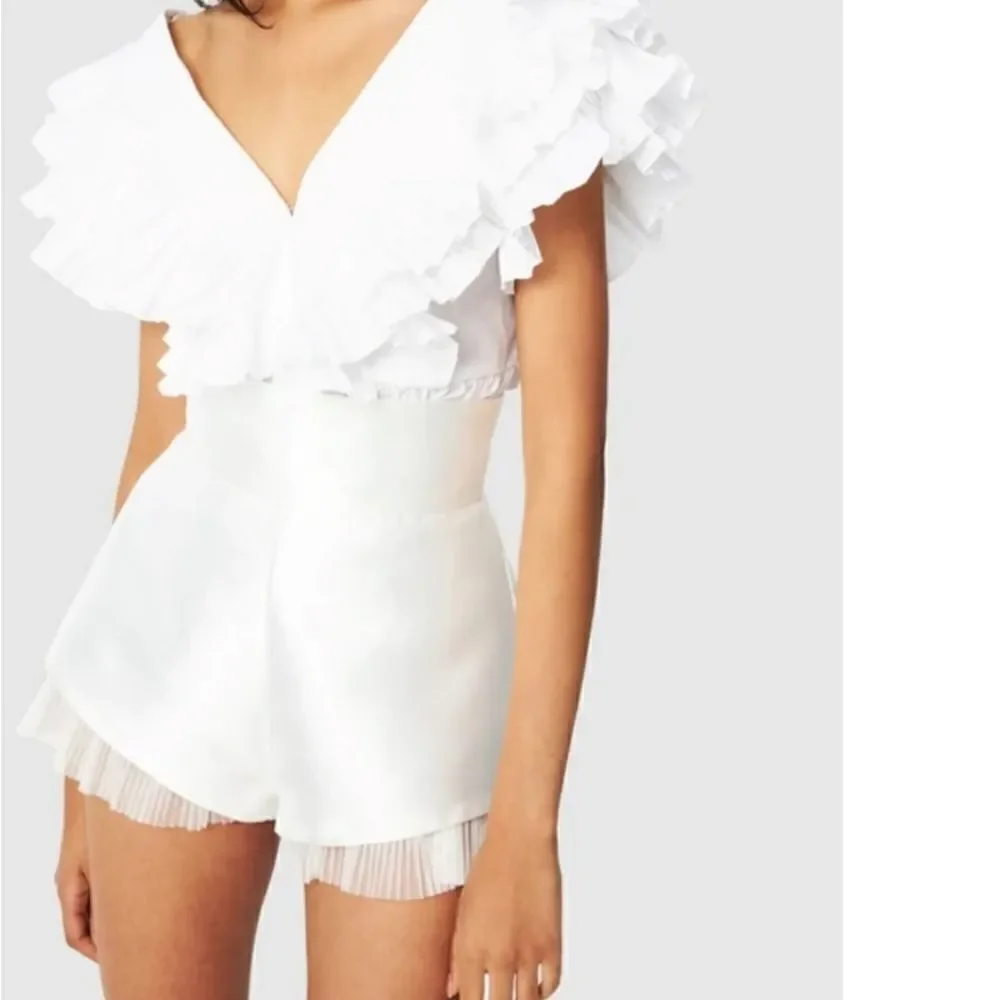 Par Violet V-neck Ruffle Peplum Top in White - Picture 13 of 13